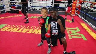 Joe works out with Roger, Jeff and Floyd Mayweather Sr.