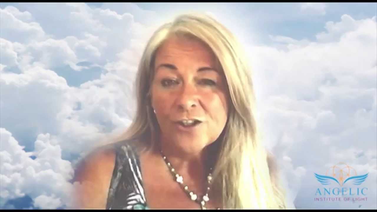 Crystal Lynne- Angels' Communicator & Life Transformational Educator.