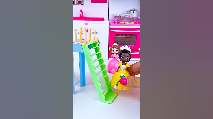 Frozen Elsa Doctor Set & Ambulance : | Satisfying ASMR Toy Unboxing | Subi Toys #Shorts