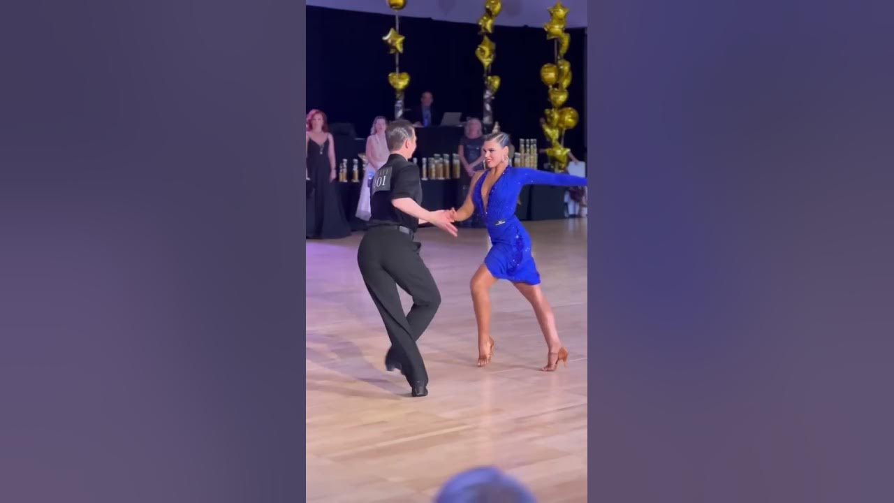 Cha Cha Cha 💃🏼🕺🏼 Professional International Latin #shorts