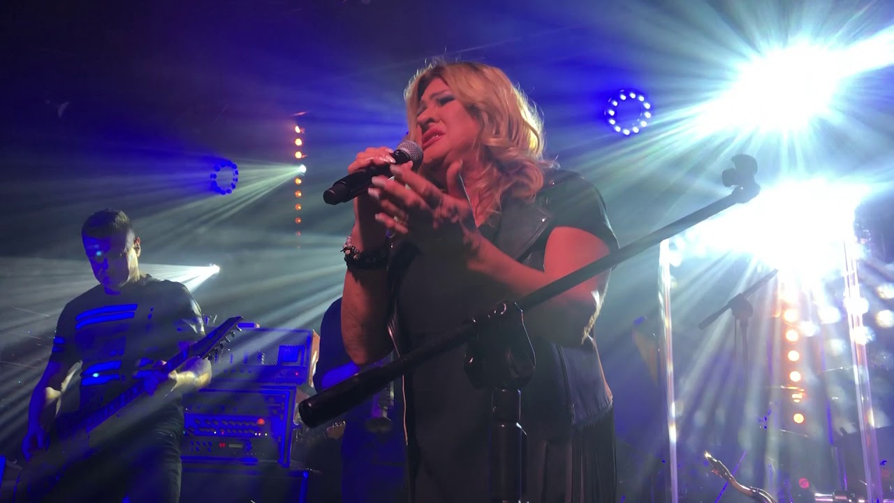 Bajm- U stóp szklanych gór (Live Lublin 02.02.2020)