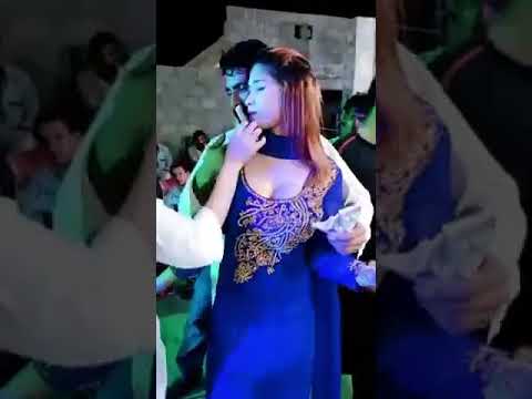  boob pressing dancing