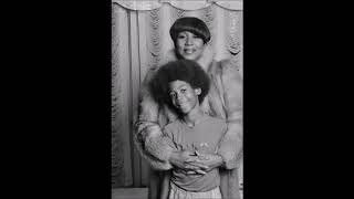 Aretha Franklin Gets a Surprise Call From Son Kecalf - Frankie Crocker  1982