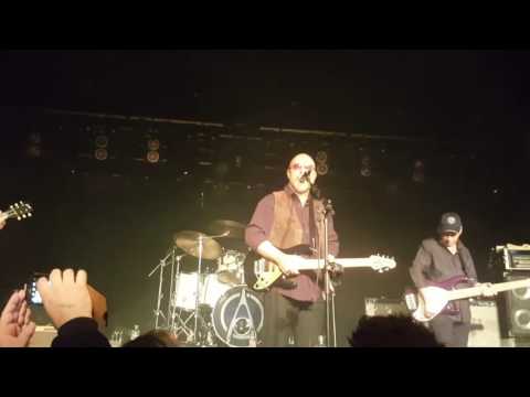 Wishbone Ash - The spirit flies free, 18.01.17, Live in Colos-Saal, Aschaffenburg Wishbone Ash - The spirit flies free, 18.01.17, Live in Colos-Saal, Aschaffenburg