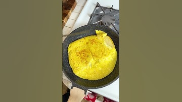 🍳 Easy one pan breakfast sandwich! #breakfastideas #eggs