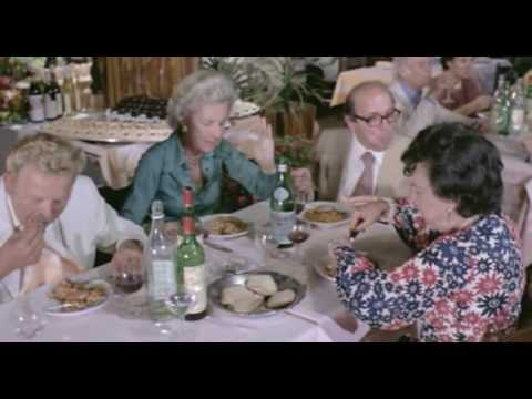 Alberto Sordi - Dove vai in vacanza - (episodio - Vacanze intelligenti!) - 1978