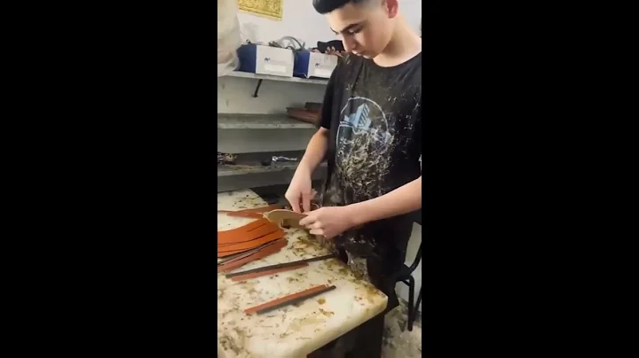 Behind the Scenes: The Art of Handcrafting Jerusalem Sandals