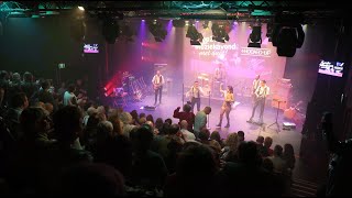 Top 2000 met de Hookedup band.Theater Pantalone