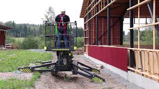 Operating the Leguan 190 spider lift on sloped ground