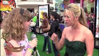 Kaley Cuoco talking about Charmed (2011)