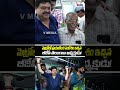 మెట్రోలో ప్రయాణించి సందేశం ఇచ్చిన బీజేపీ తెలంగాణ అధ్యక్షుడు! | bjp vs congress | vmedia