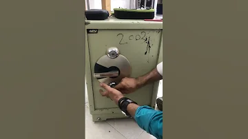 اسرع طريقة لفتح الخزانه 