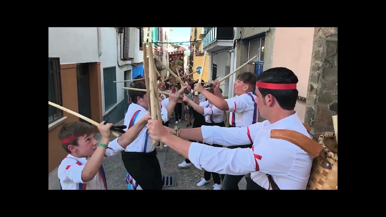 Fiestas del Cristo del Sepulcro 2025 en Aldeanueva de la Vera - DANZANTES JÓVENES Y OFERTORIO FLORES
