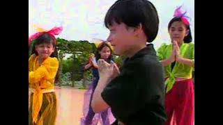 Aryani S.S.   Johny Ishak - Nangis dan Ngompol (優必勝 U-Best Production)