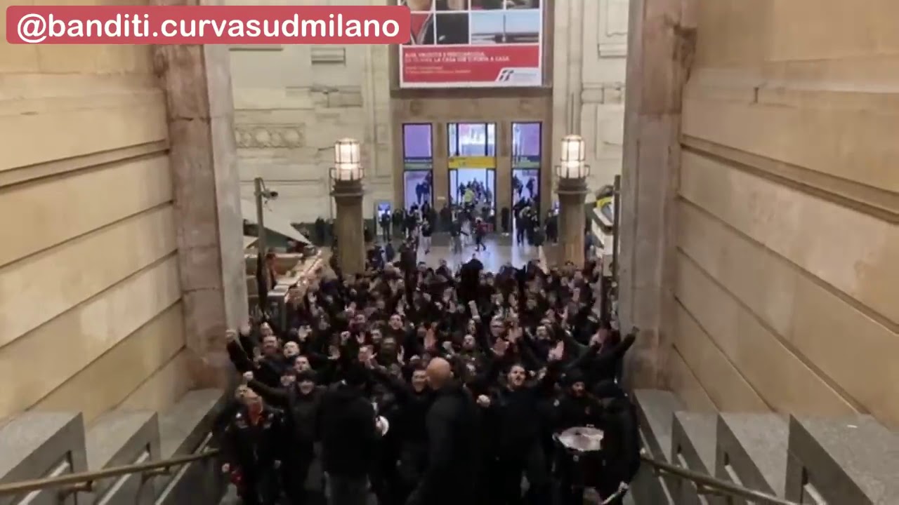 Ultras Curva Sud Milano in trasferta a parma