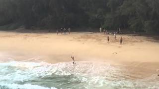Crazy ultimate frisbee catch
