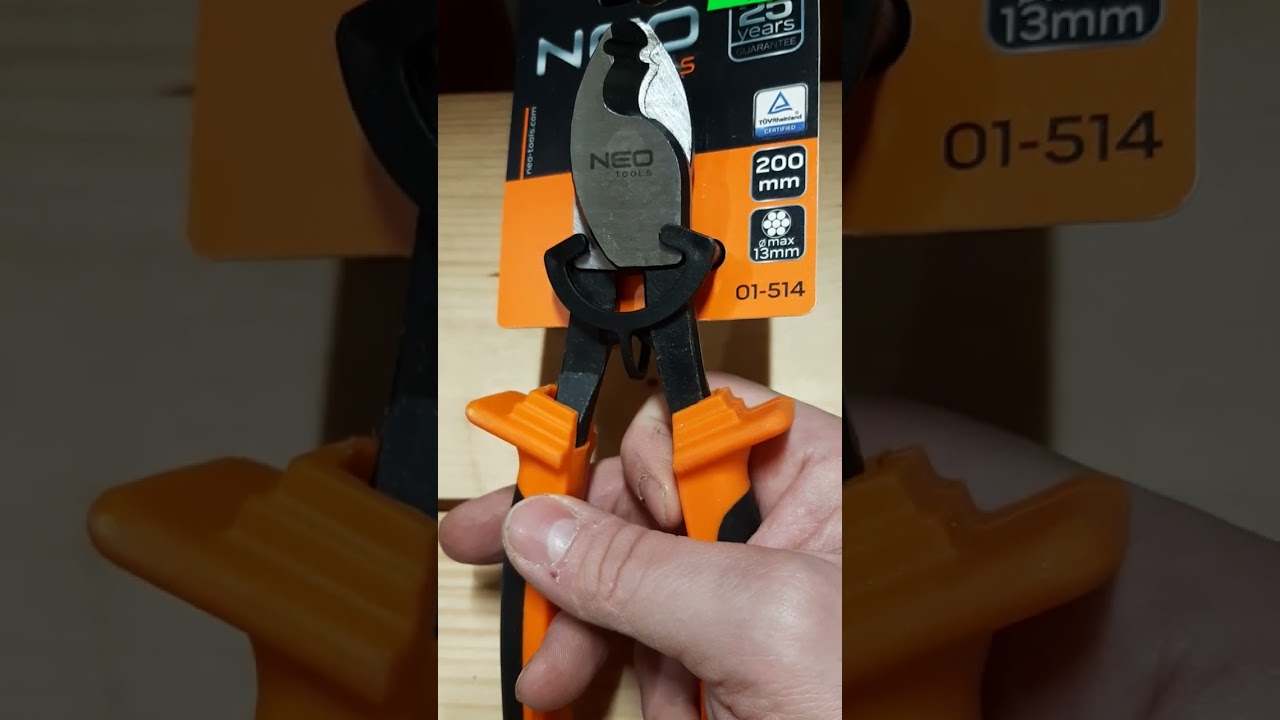 Kleště na kabely a ocelová lanka NEO 01-514