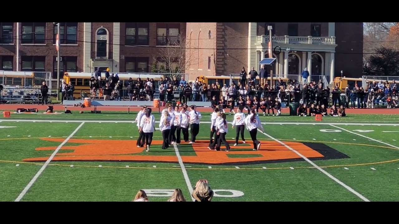 dumont-huskies-cheerleaders-youtube