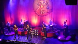 The Baseballs - Let&#39;s Talk About Sex 6-1- 2016 TivoliVredenburg Utrecht