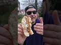 NAJTAŃSZY BURGER W TRÓJMIEŚCIE ZA 6 ZŁ - SPRAWDZAM JAK SMAKUJE #mrkry...