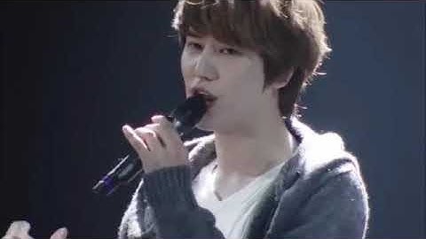 Heechul (cover ver) VS Yesung (real ver) [Walkin