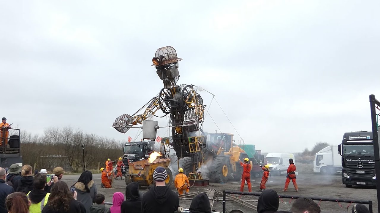 Spectacular Cornish Man Engine visits Welsh mining town of Tredegar Blaenau Gwent Cymru/Wales 9.4.18