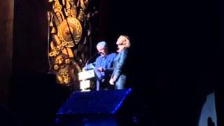 De Niro Reads Joe Pesci's E-mail at GoodFellas 25year Anniversary