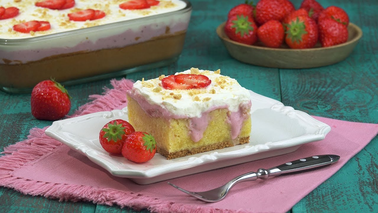 Erdbeerkuchen Der Besonderen Art Ein Erdbeer Poke Cake Rezept Youtube