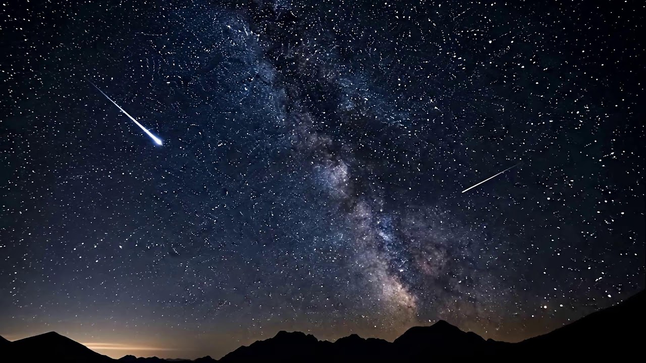 Floating Calm – Relaxing Ambient Background Music for Sleep & Focus