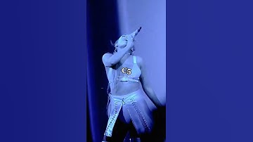 Thumbnail of Ariana's INSANE vocals live 🤯 || #singing #arianagrande #shorts