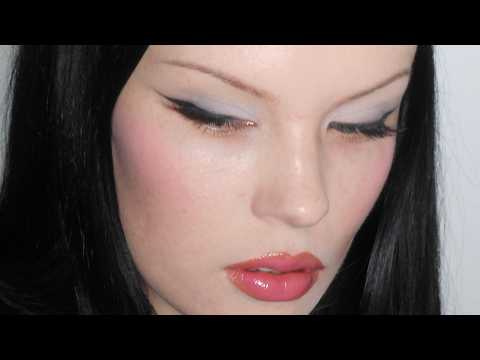 winged eyeliner - the ultimate tutorial