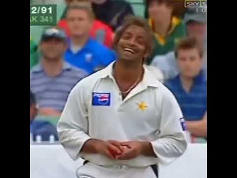 Incredible Scene between Shoaib Akhtar and Justin Langer | cricket