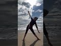 ✨Trikonasana: no solo una asana, un viaje hacia tu interior y conexión con la geometría sagrada💫