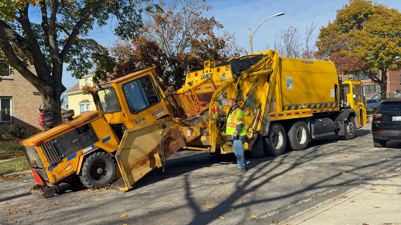 City of Milwaukee DPW Leaf Collection 