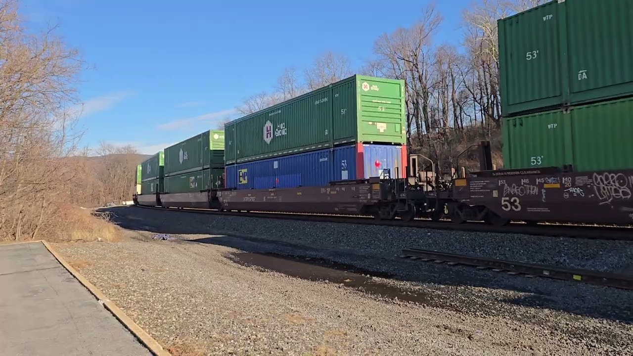 Norfolk Southern #4698 leads an intermodal at Lewistown, PA (02/26/2026)