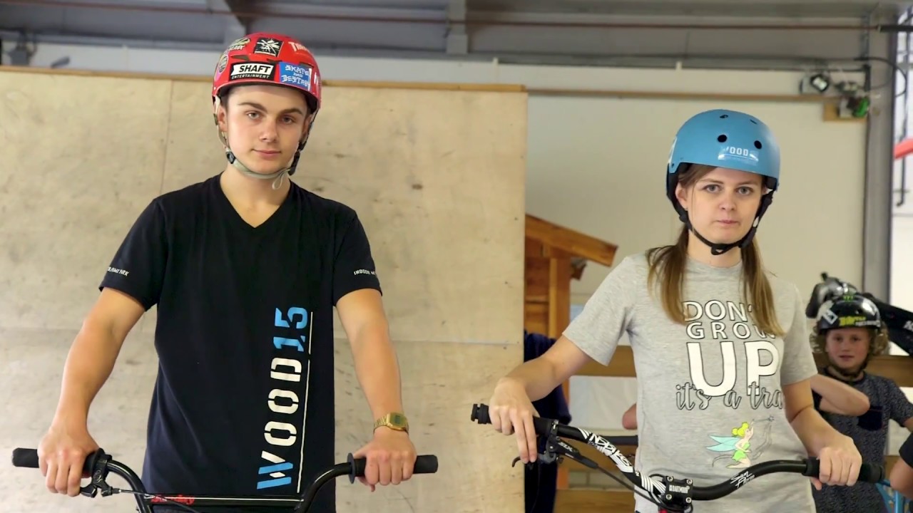 KIDSVLOG: Laura bezoekt ... Wood15!