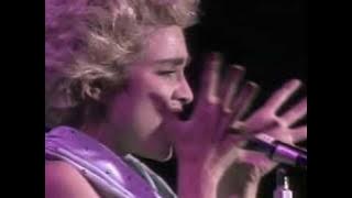 Madonna - True Blue [Who's That Girl Tour]