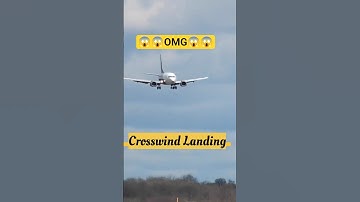 Airplane Crosswind landing ✈️️ #shorts #explore #trending 🔥🔥#airplane