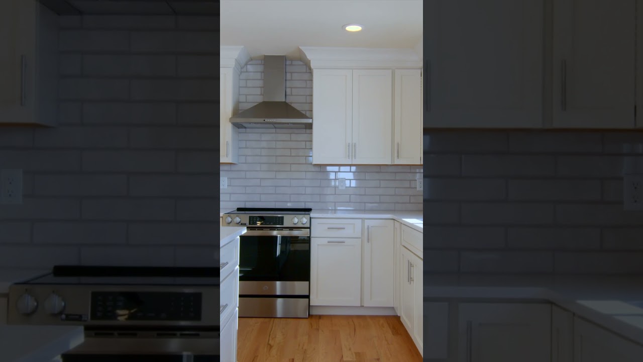 This hidden gem in Bloomsbury, NJ might be exactly what you've been searching for. 🏡