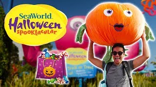 HUGE Halloween carnival games win and trick or treating at SeaWorld Halloween Spooktacular!