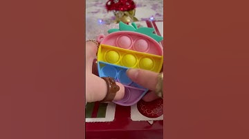 *SCAMMED* 😡 UNBOXING DAY 21 OF FIDGET ADVENT CALENDAR! 😱🎄*ultra rare mystery fidgets*