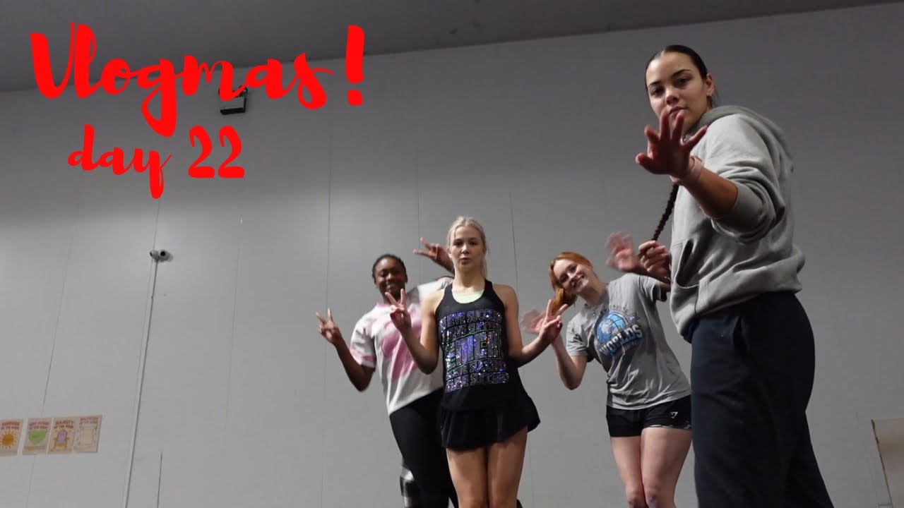 VLOGMAS DAY 22 - hot chocs & hitting stunts 