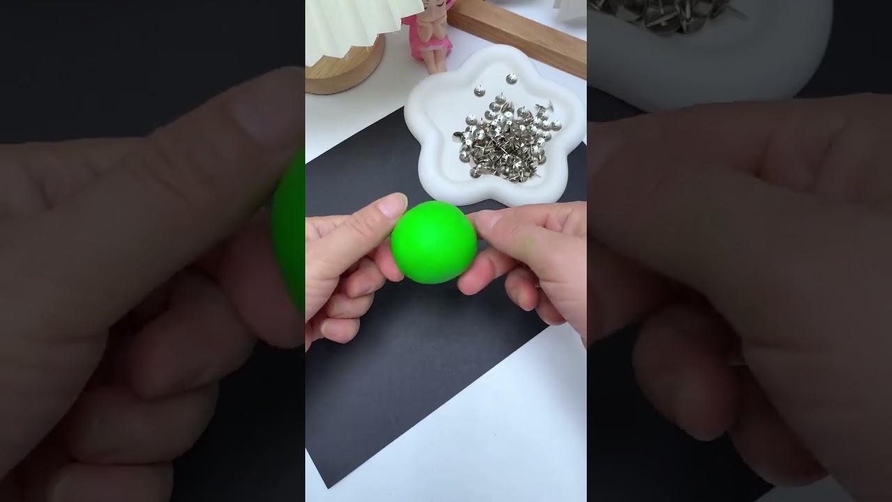 Handmade dragon eggs. You can make a dragon egg for children with clay and thumbtips. Come and t