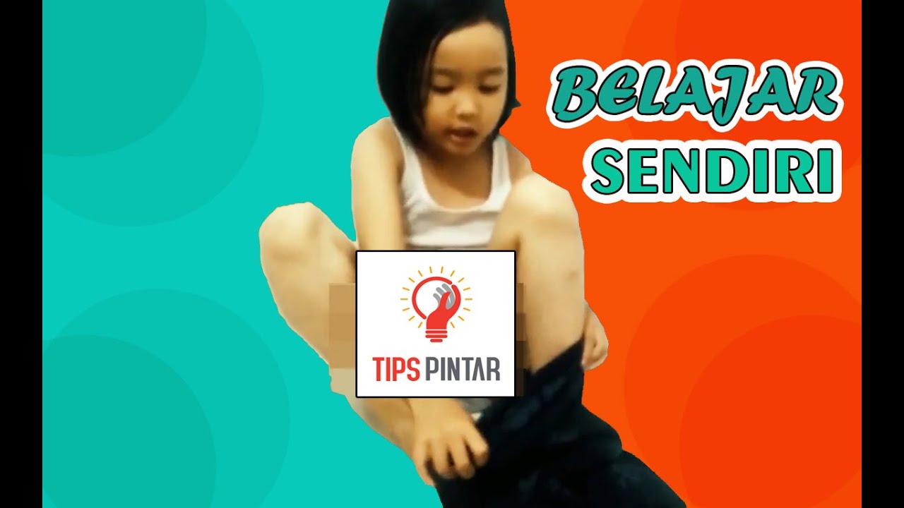 video anak  belajar cara memakai baju  dan celana sendiri 