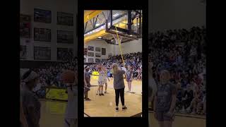 Blind girl gets rejected by Anthony Davis 😆😂#funny#basketball