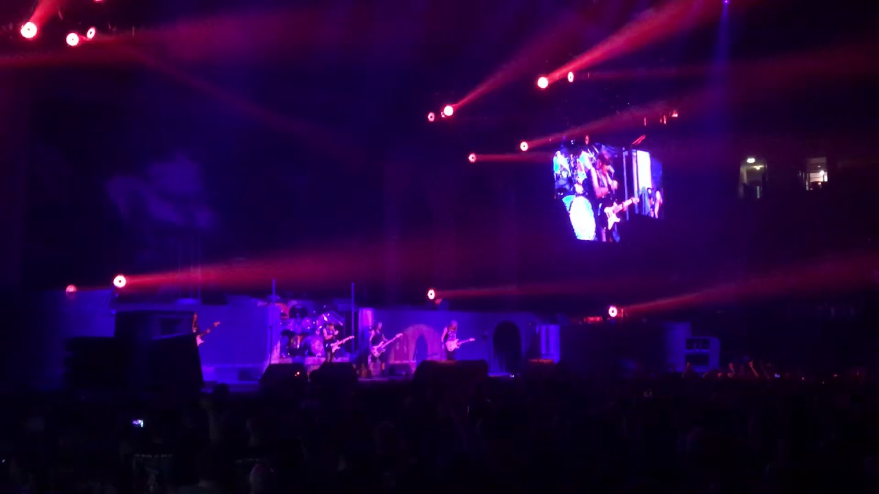 Iron Maiden Only The Good Die Young (Manchester Arena 2018) YouTube