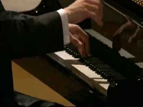 Stravinsky, Igor Petroushka 3 parts piano solo (begin)