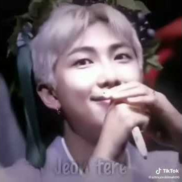 vidio bts dengan lagu ggs 🐺🐺🐺