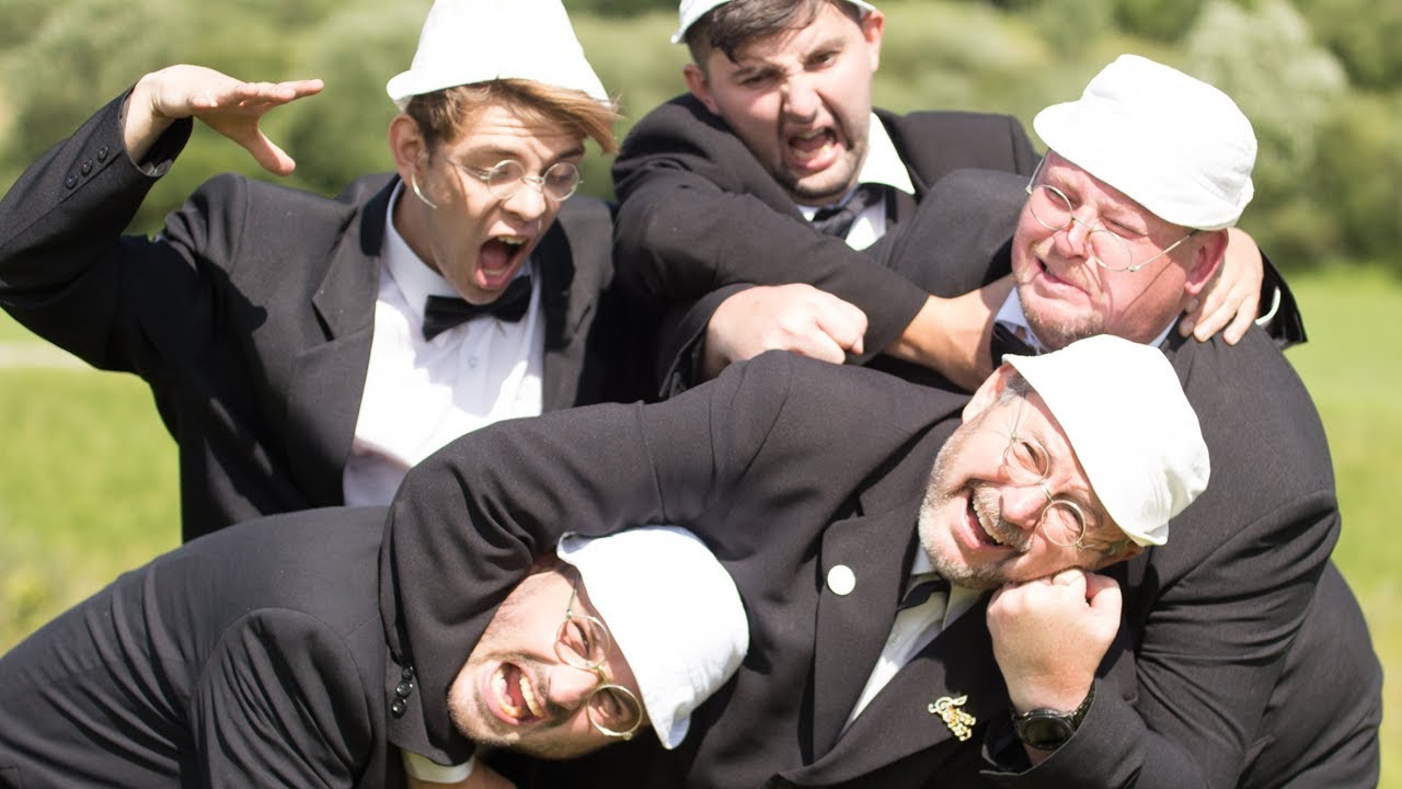 Mafia Corner - V KARČME feat. Vilo z Drišľaku