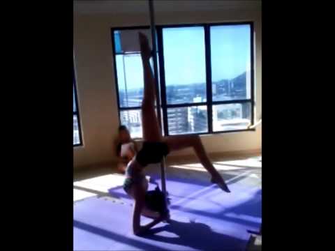 Pole dance - headstand